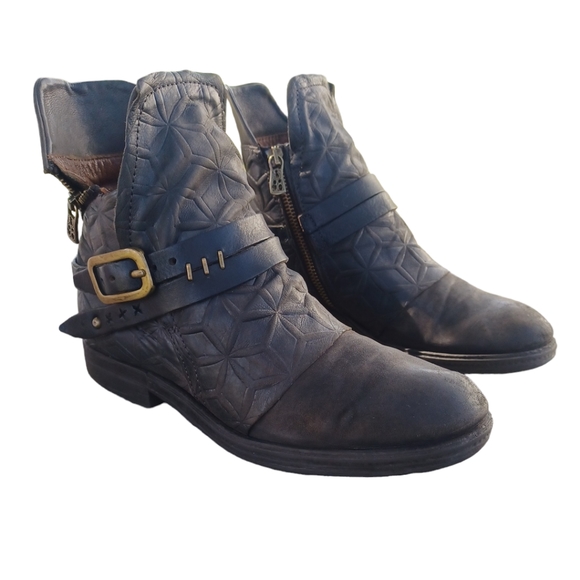 A.S. 98 BOOTIES - Picture 1 of 8